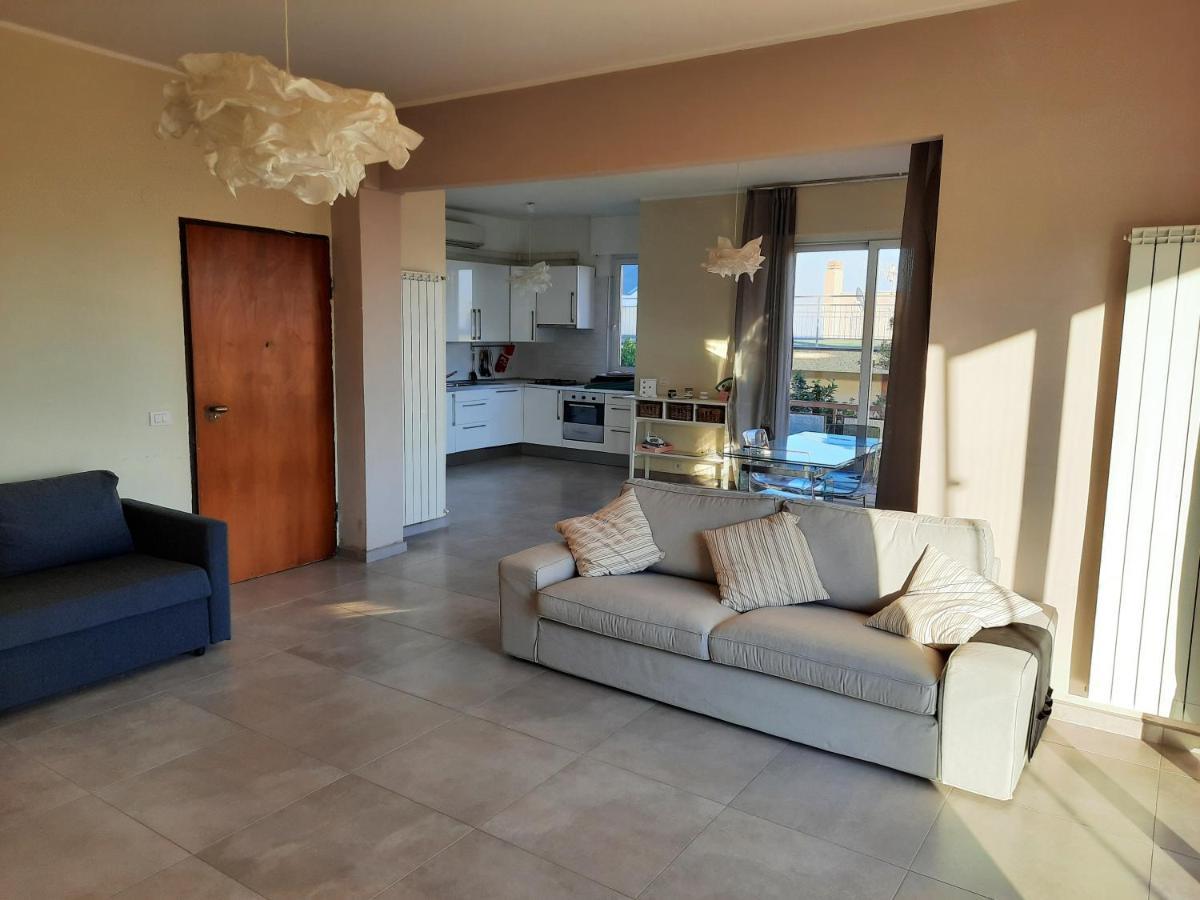 Casa Matilde - Appartamento Vista Mare - Con Posto Auto Finale Ligure Luaran gambar