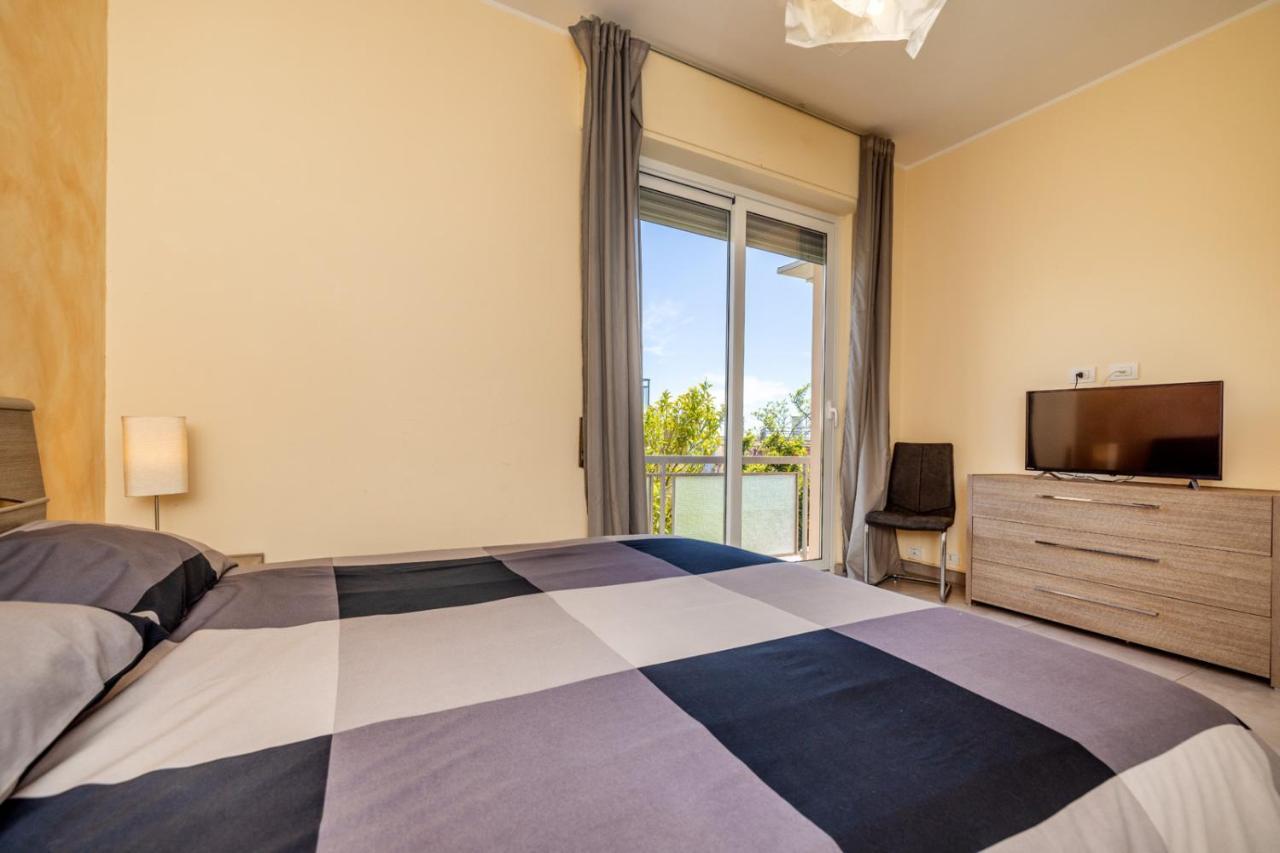 Casa Matilde - Appartamento Vista Mare - Con Posto Auto Finale Ligure Luaran gambar